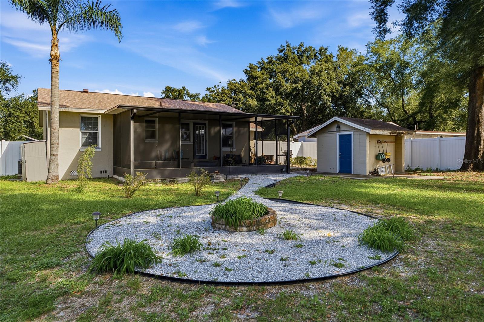 1427 E COMANCHE AVENUE, Tampa, FL 33604