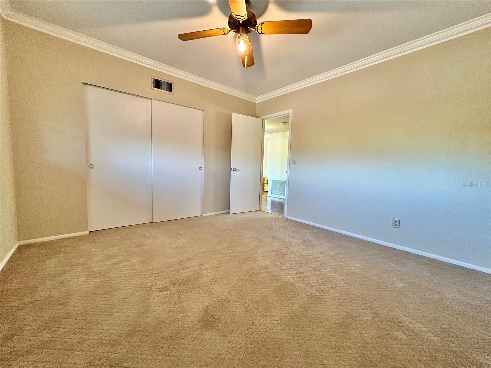 2381 ECUADORIAN WAY, #45, Clearwater, FL 33763