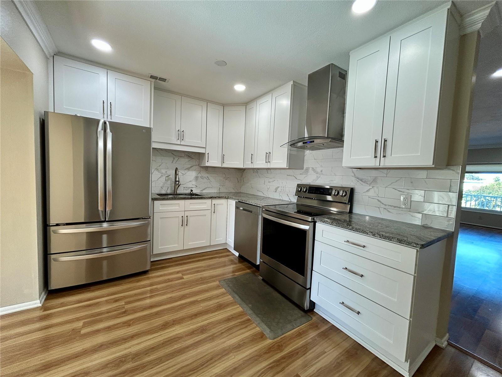 2381 ECUADORIAN WAY, #45, Clearwater, FL 33763
