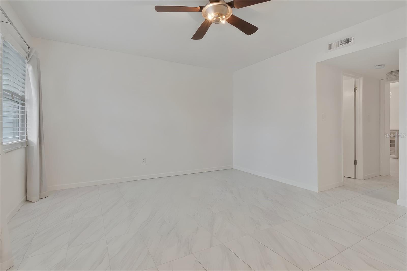 527 S LINCOLN AVENUE, #A205, Tampa, FL 33609 527 S LINCOLN AVENUE, #A205, Tampa, FL 33609