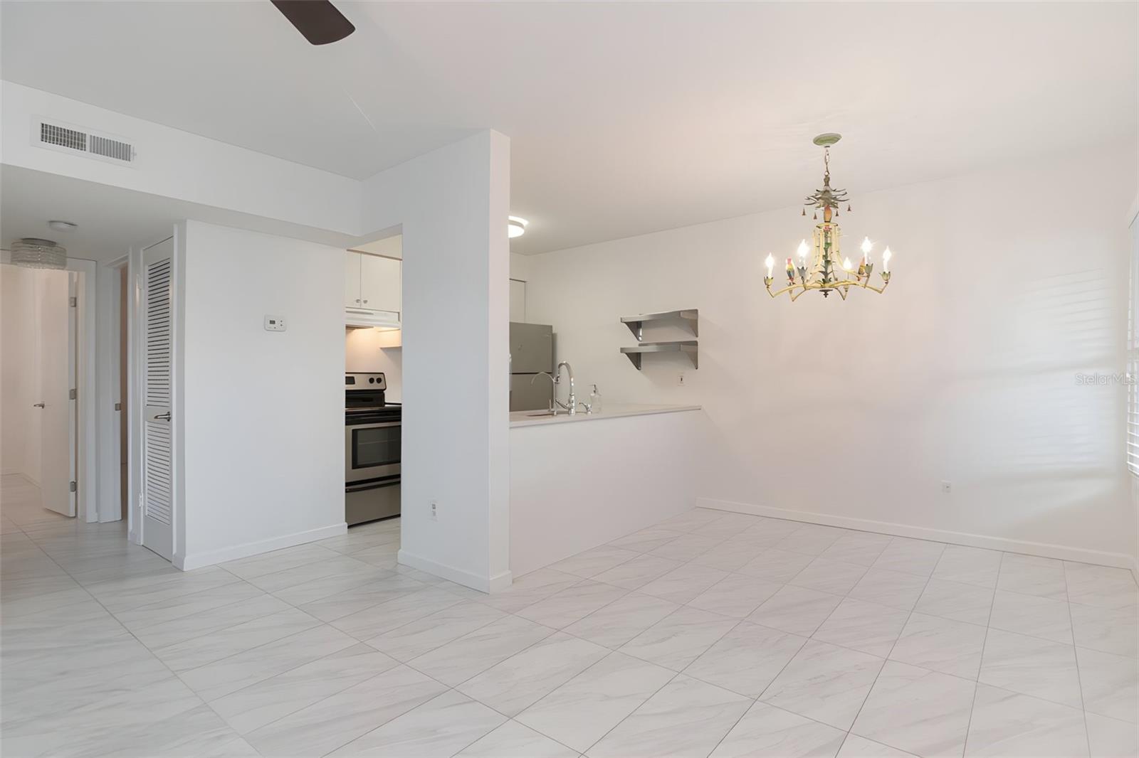 527 S LINCOLN AVENUE, #A205, Tampa, FL 33609