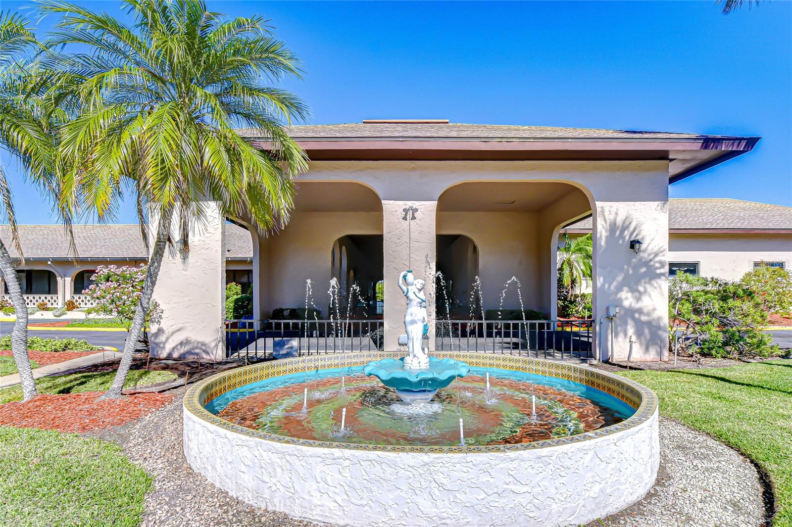 10037 62ND TERRACE N, #9, St Petersburg, FL 33708