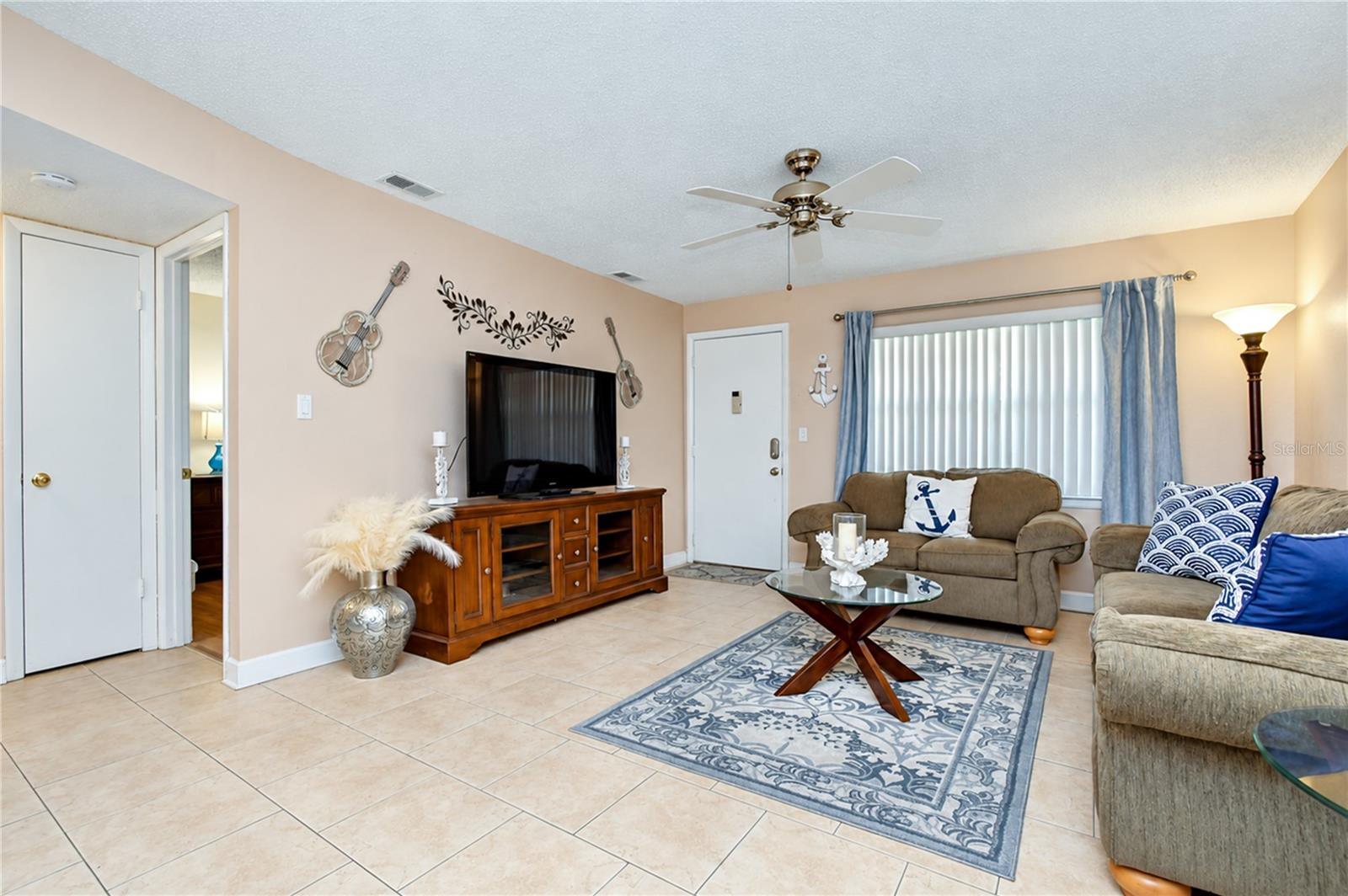 10037 62ND TERRACE N, #9, St Petersburg, FL 33708