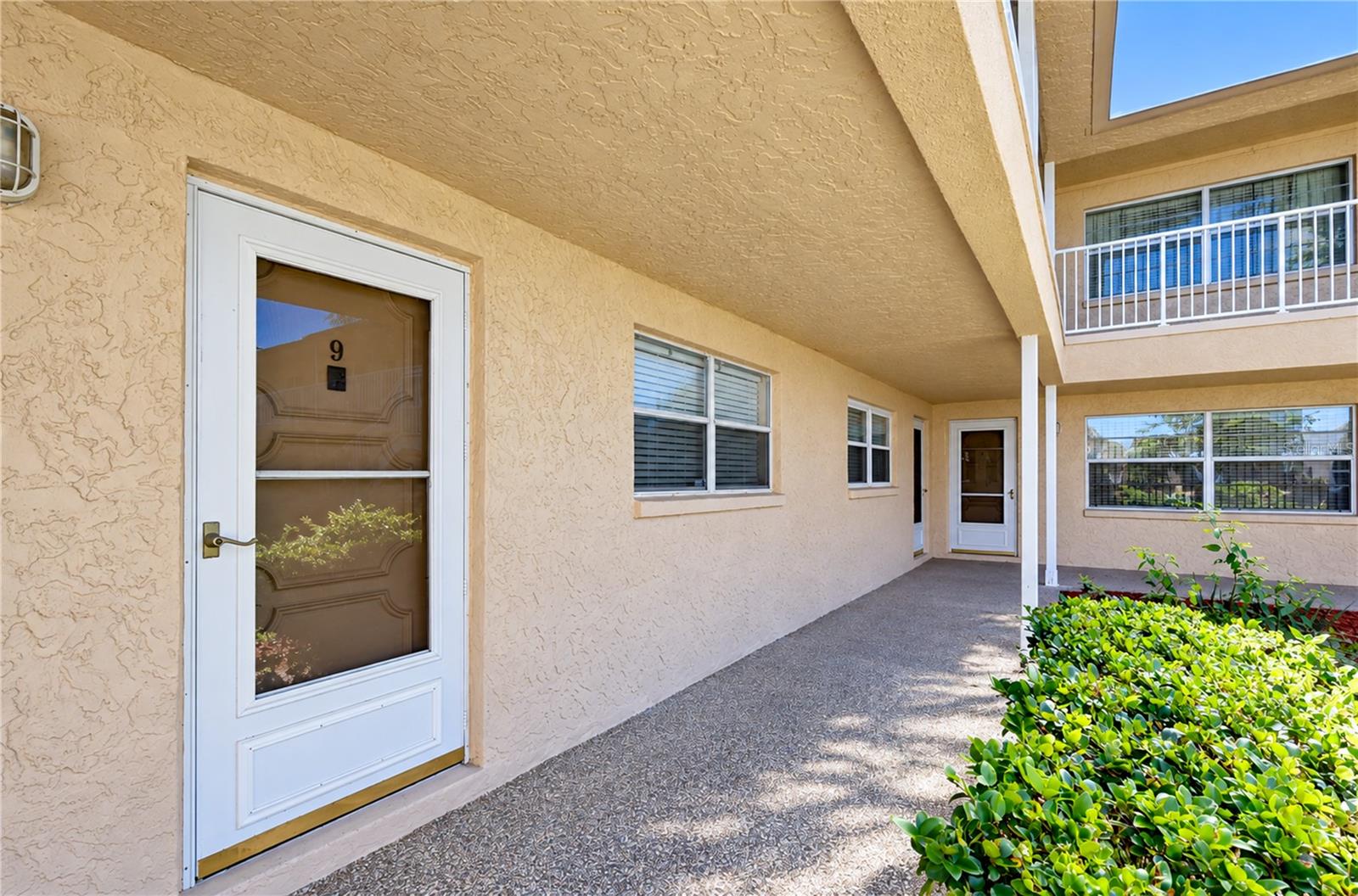 10037 62ND TERRACE N, #9, St Petersburg, FL 33708