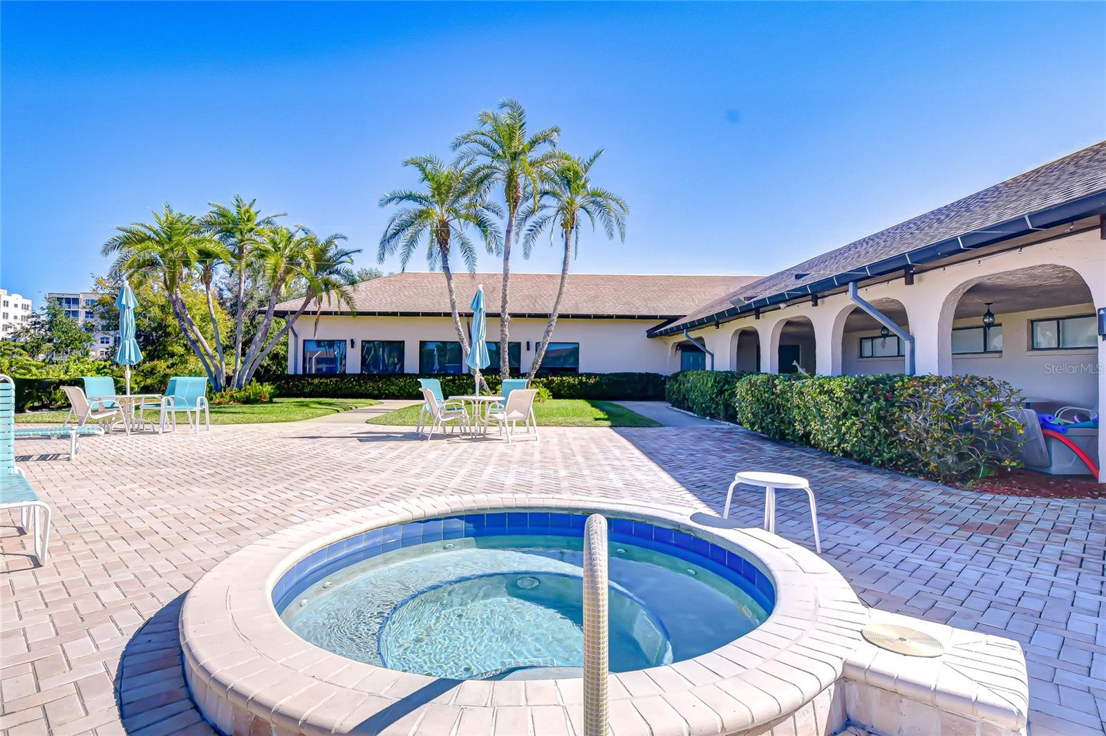 10037 62ND TERRACE N, #9, St Petersburg, FL 33708