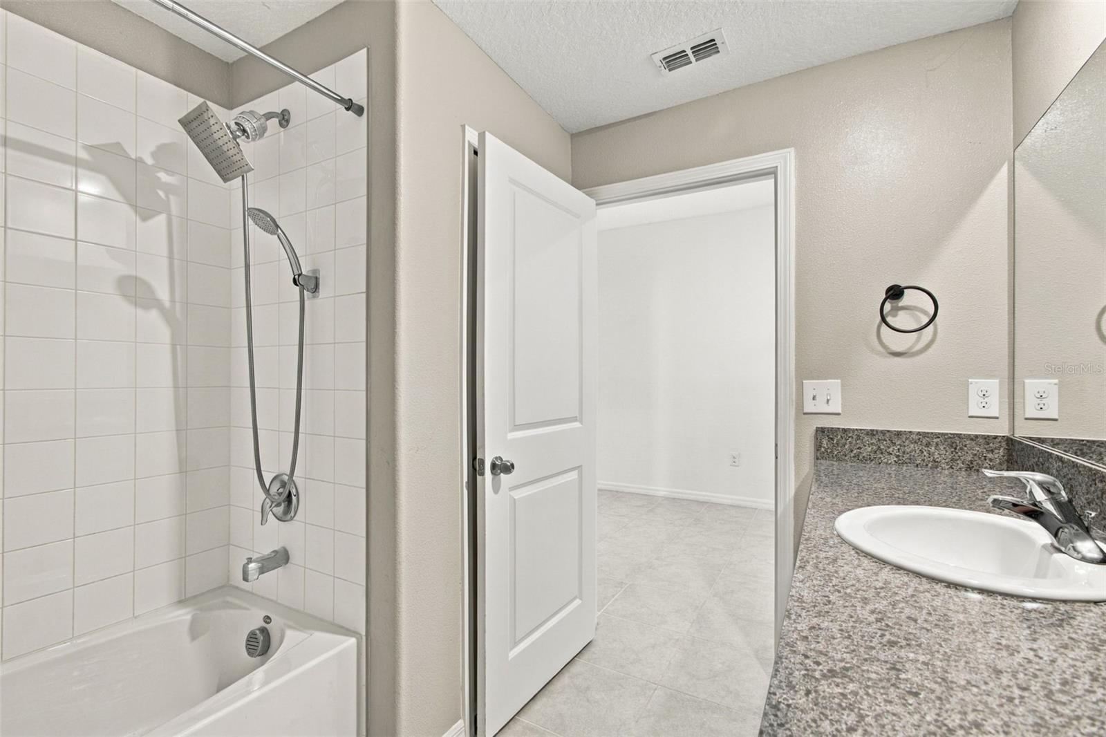 2ND FULL BATHROOM