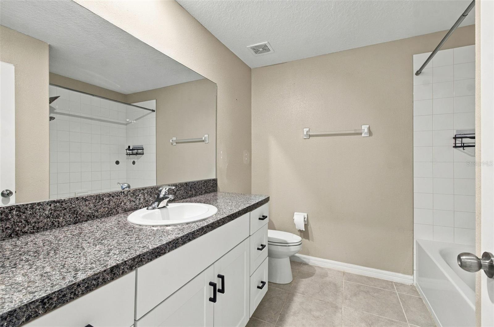 2ND FULL BATHROOM