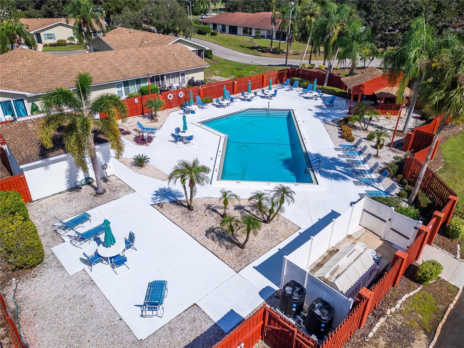304 KNOTTWOOD COURT, #304, Sun City Center, FL 33573