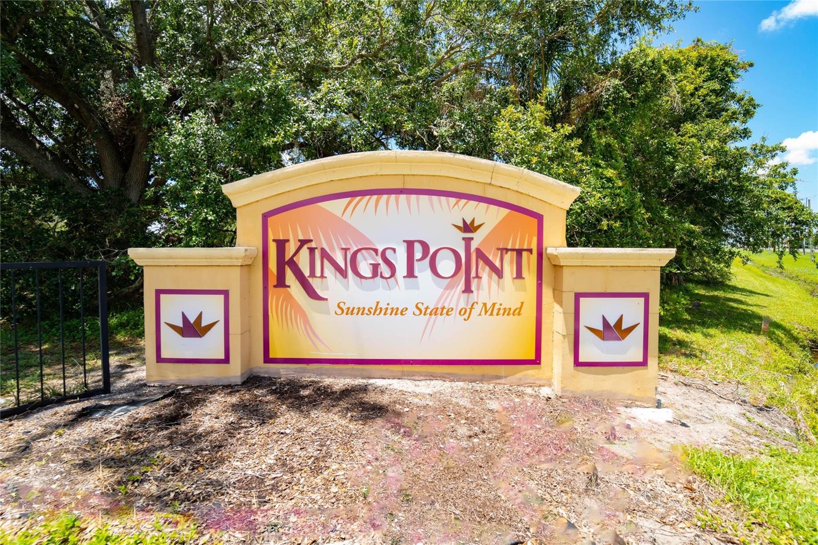 304 KNOTTWOOD COURT, #304, Sun City Center, FL 33573