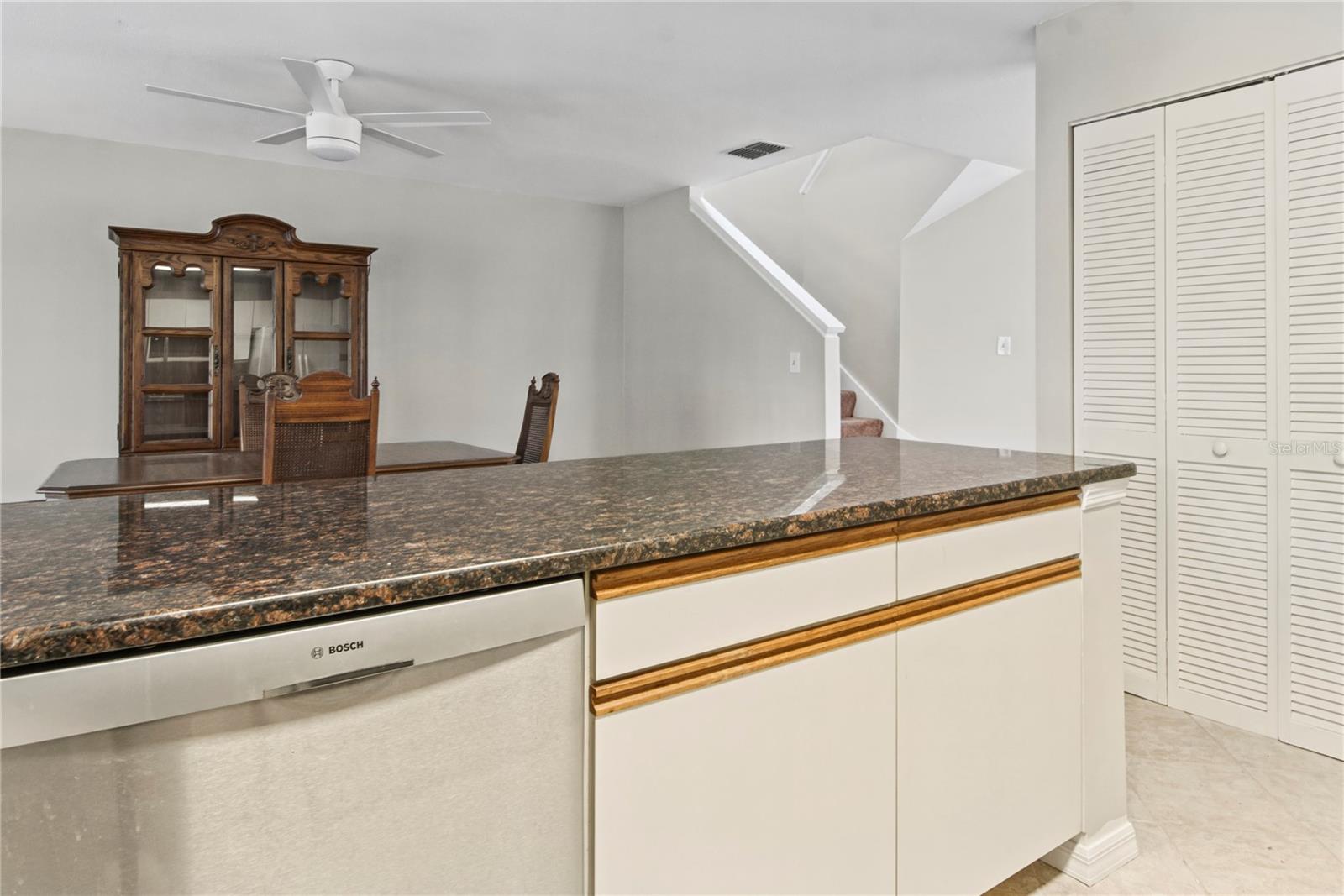 1210 HOUNDS RUN, Safety Harbor, FL 34695