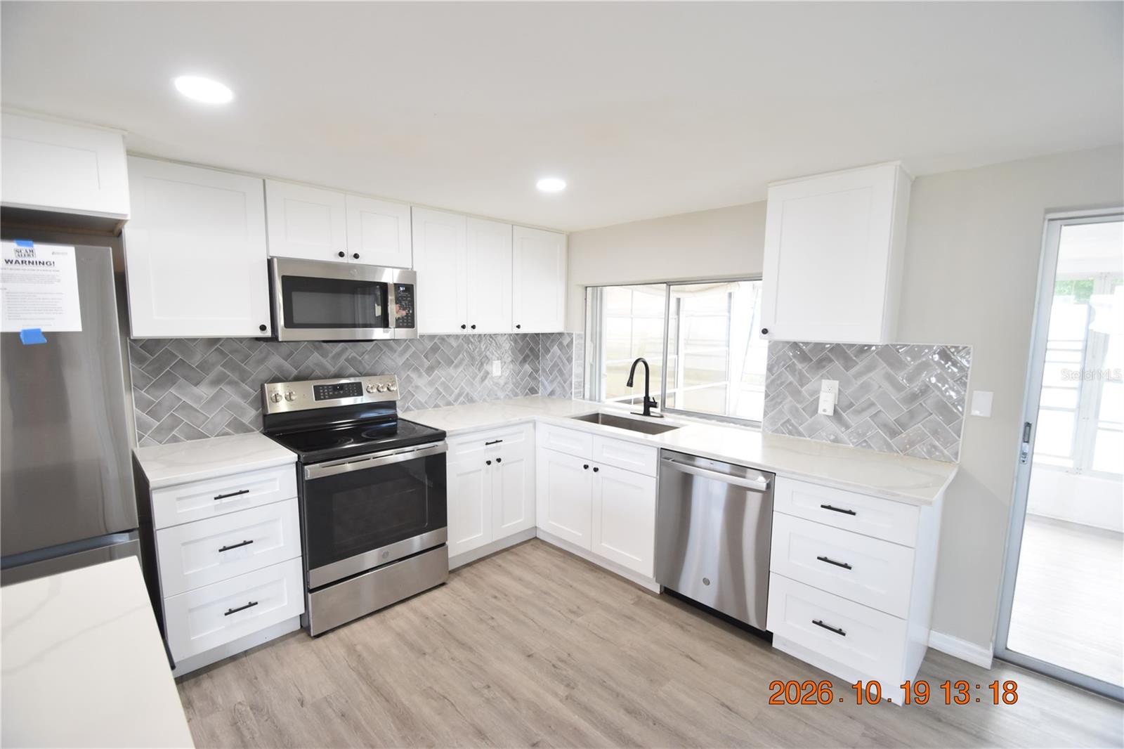4232 NEWBURY DRIVE, New Port Richey, FL 34652 4232 NEWBURY DRIVE, New Port Richey, FL 34652