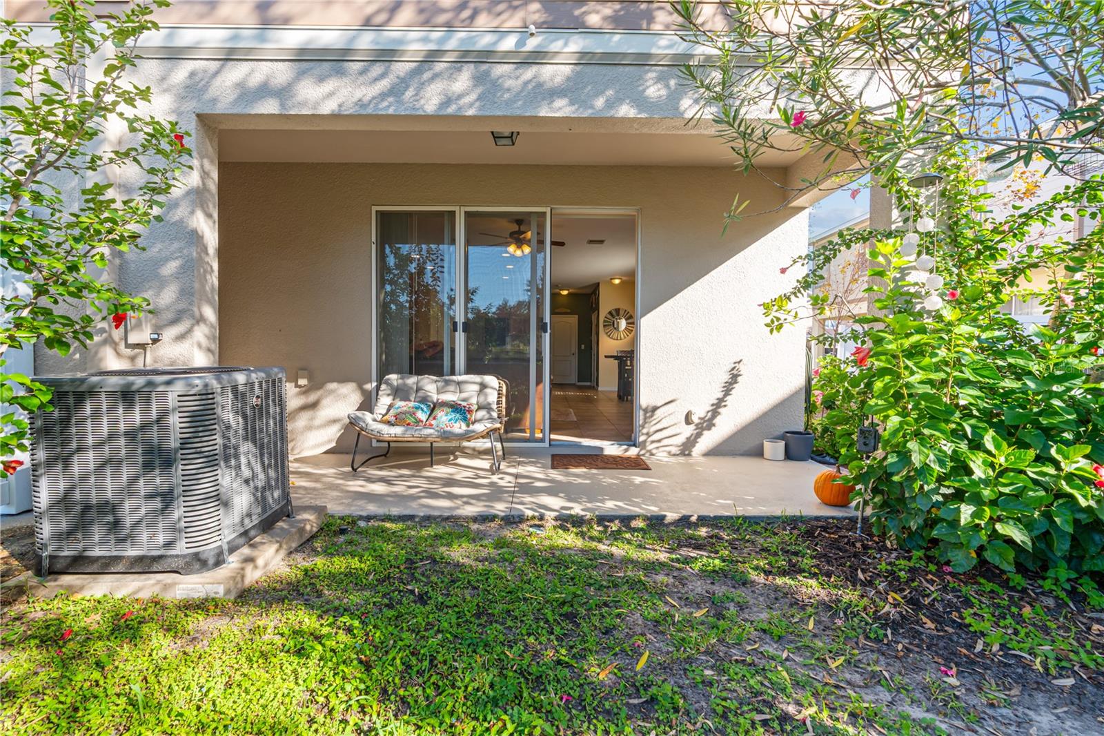 8718 TURNSTONE HAVEN PLACE, Tampa, FL 33619