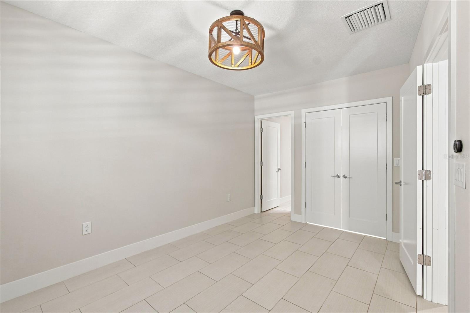 931 ARLINGTON AVENUE N, #1, St Petersburg, FL 33705 931 ARLINGTON AVENUE N, #1, St Petersburg, FL 33705
