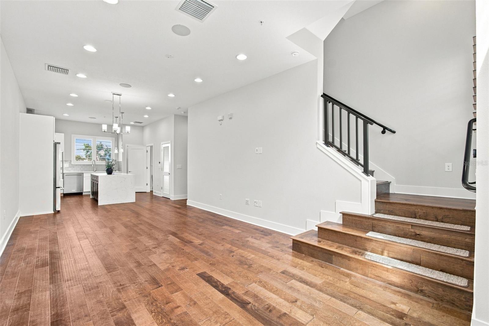 931 ARLINGTON AVENUE N, #1, St Petersburg, FL 33705