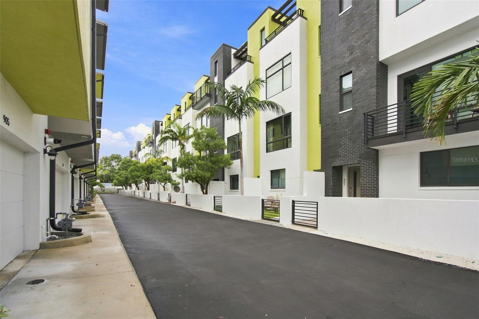 931 ARLINGTON AVENUE N, #1, St Petersburg, FL 33705
