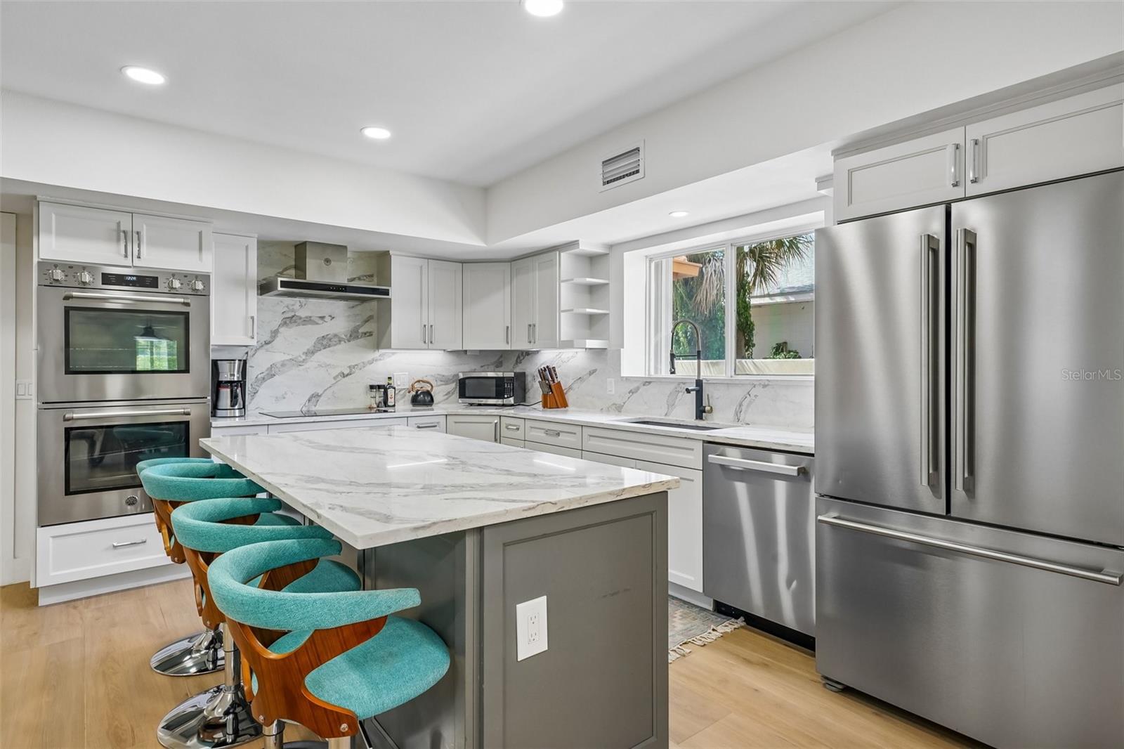 7100 PARK STREET S, St Petersburg, FL 33707