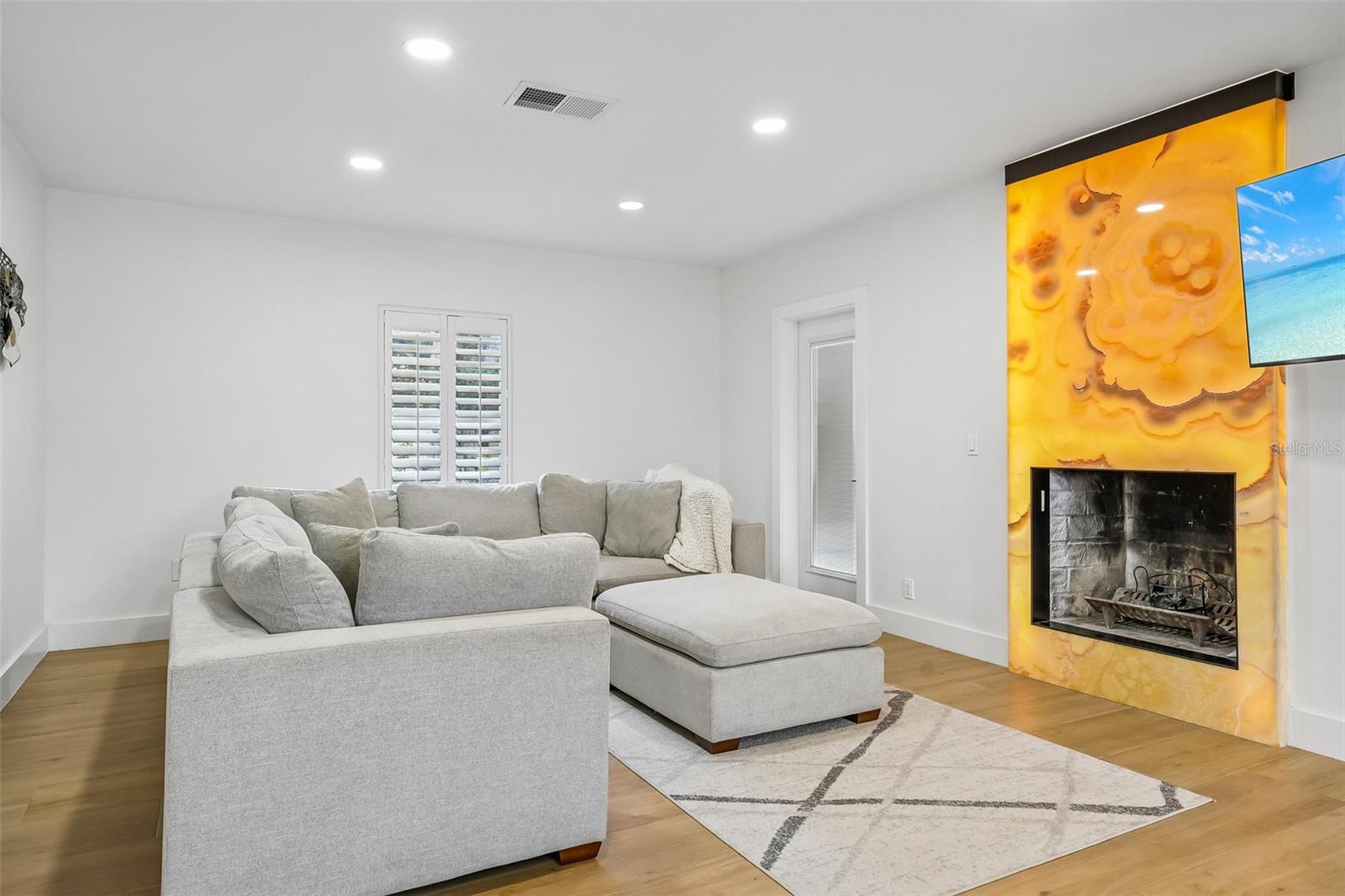 7100 PARK STREET S, St Petersburg, FL 33707