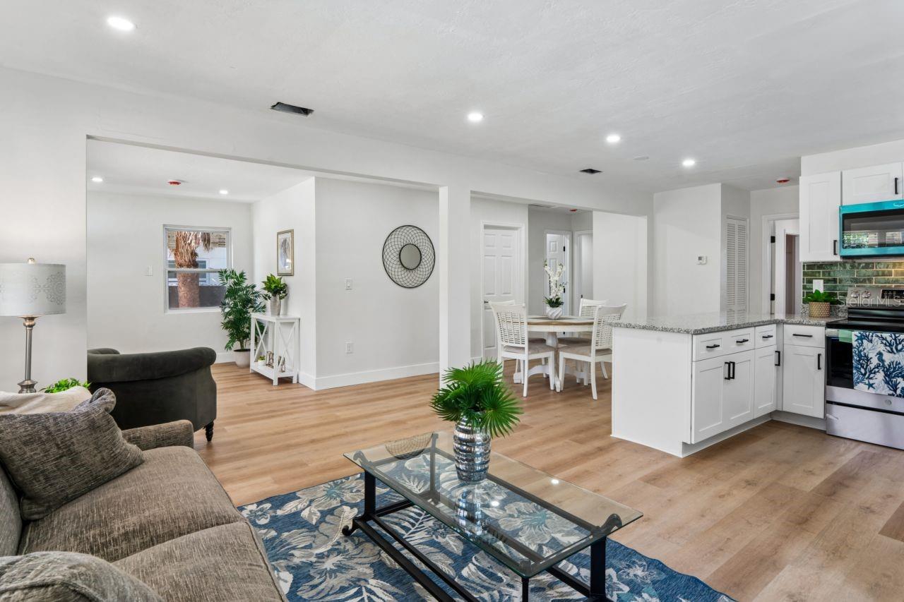 2929 EMERSON AVENUE S, St Petersburg, FL 33712