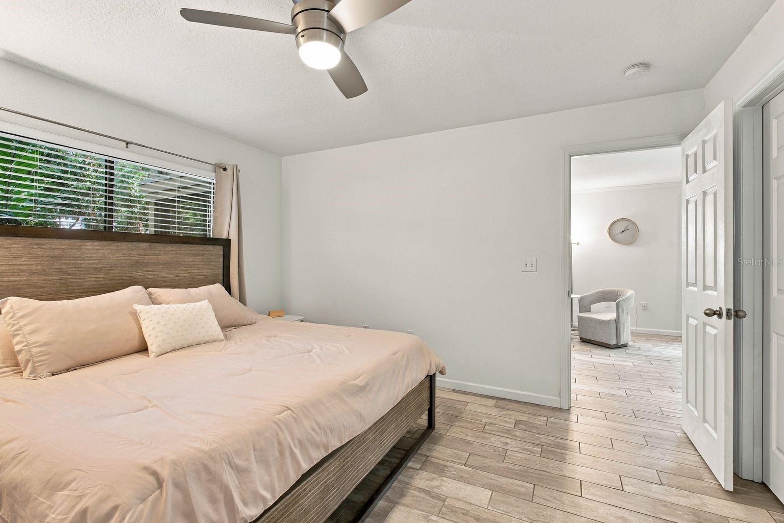 515 MISTLETOE COURT, #B, Safety Harbor, FL 34695