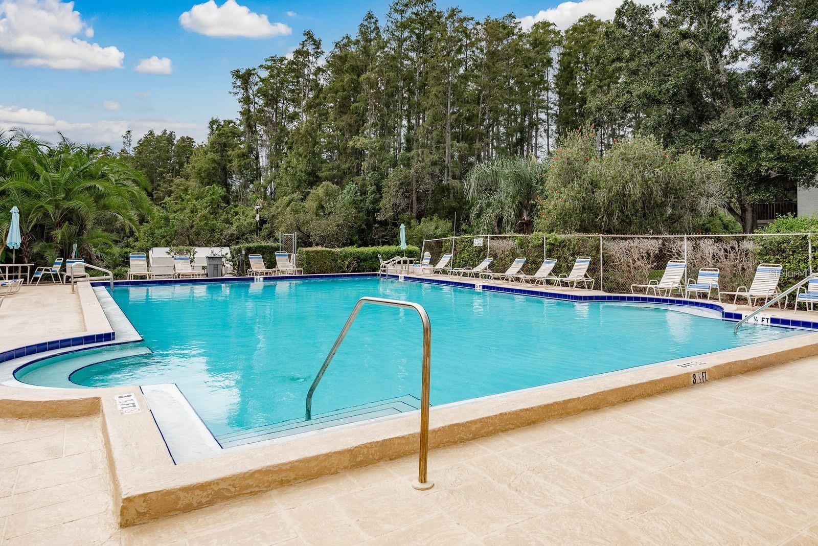515 MISTLETOE COURT, #B, Safety Harbor, FL 34695