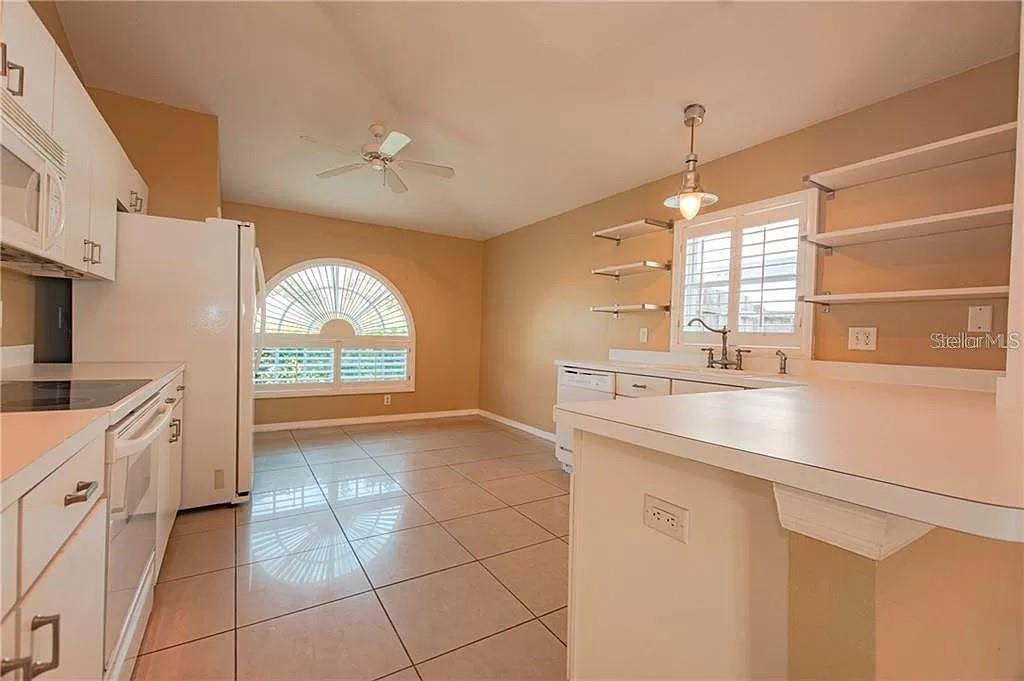3904 IXORA COURT, Riverview, FL 33578