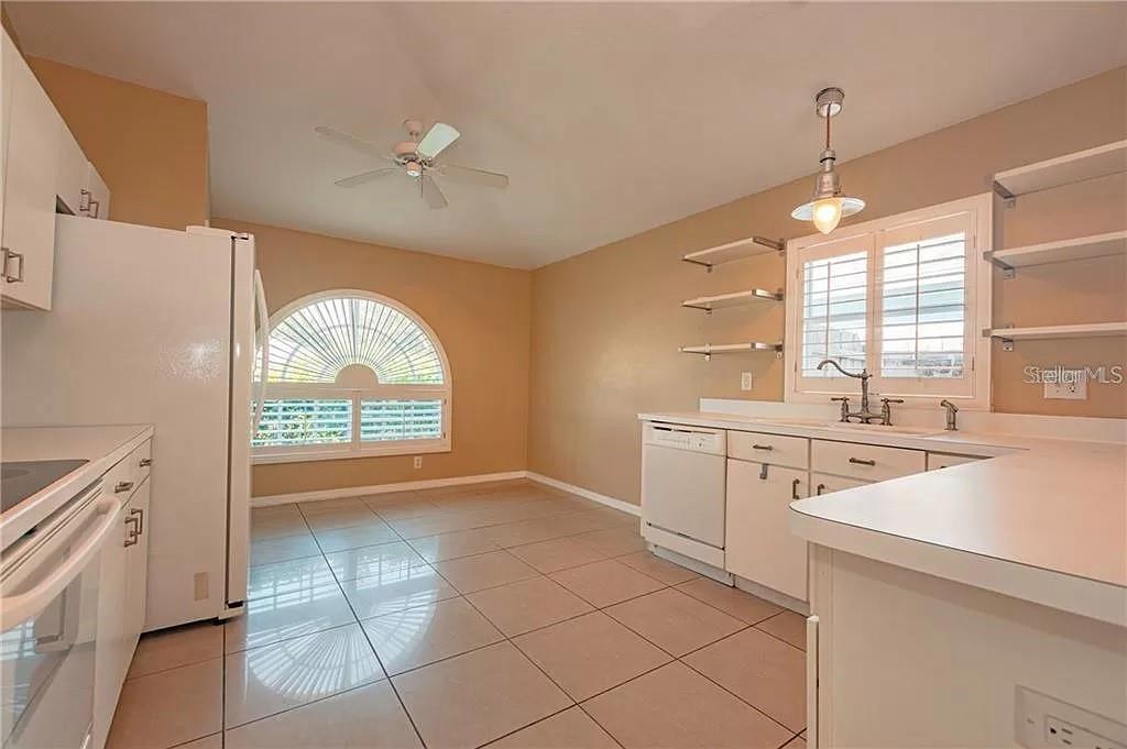 3904 IXORA COURT, Riverview, FL 33578