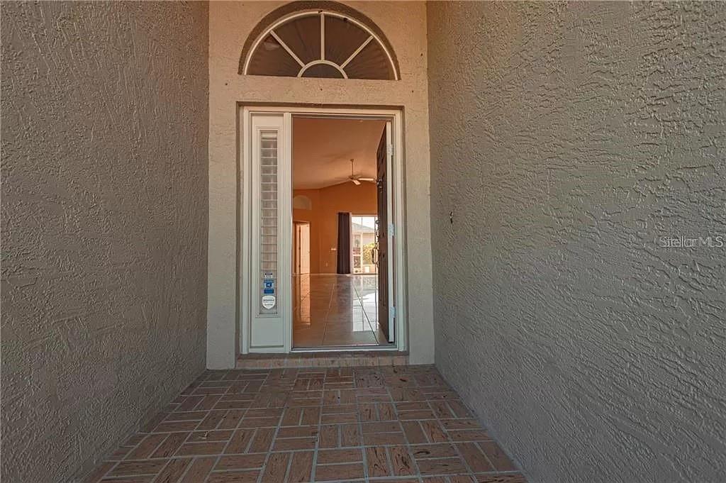 3904 IXORA COURT, Riverview, FL 33578