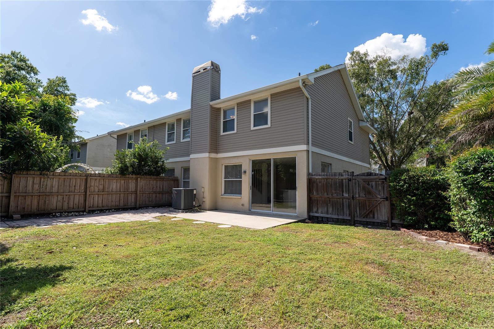 16867 LE CLARE SHORES DRIVE, Tampa, FL 33624