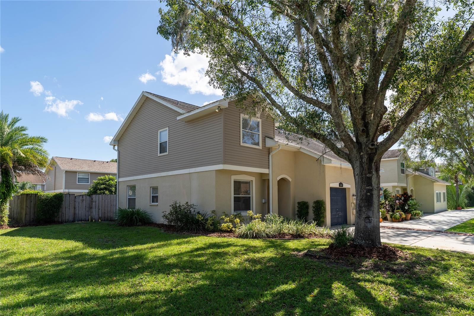 16867 LE CLARE SHORES DRIVE, Tampa, FL 33624
