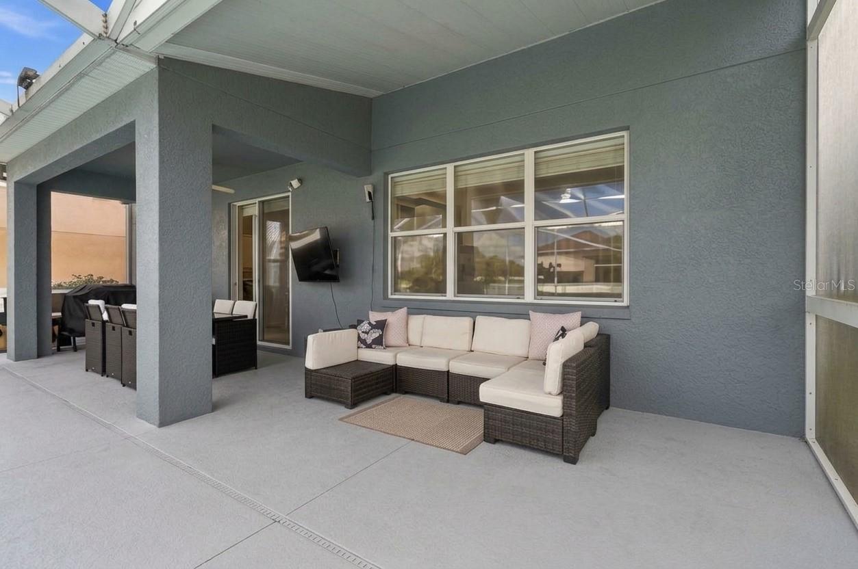 19025 FISHERMANS BEND DRIVE, Lutz, FL 33558