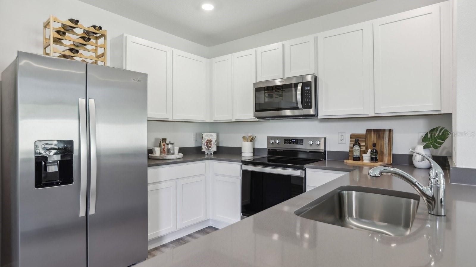 32924 WINTERWOOD BOULEVARD, Wesley Chapel, FL 33543