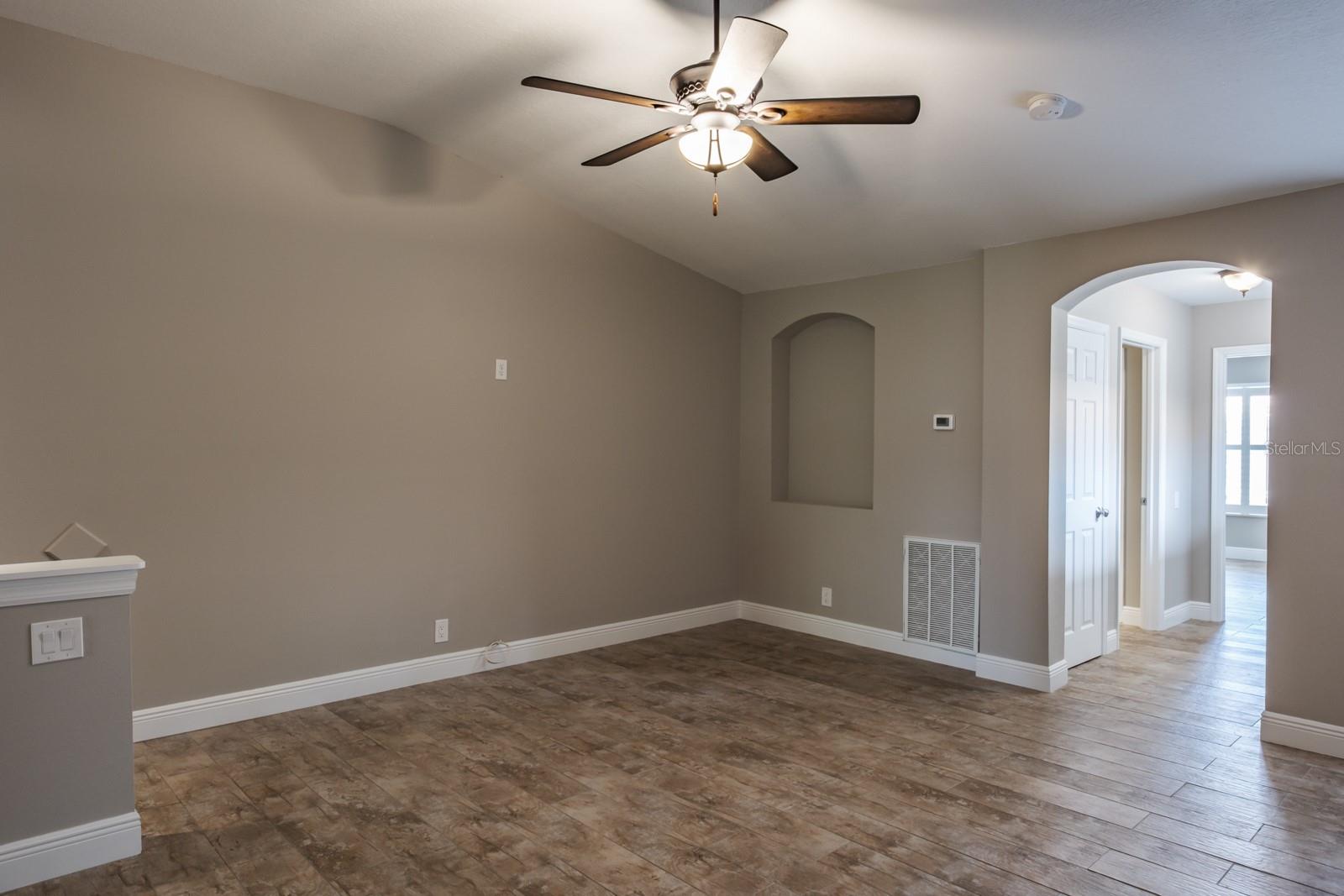 3298 COVERED BRIDGE DRIVE W, Dunedin, FL 34698