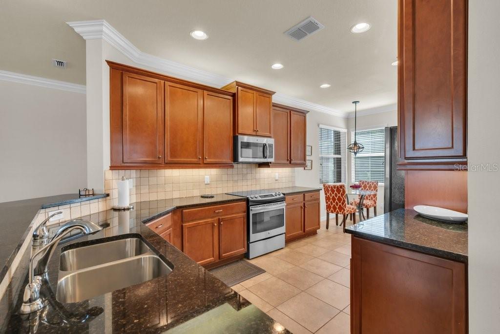 15644 AURORA LAKE CIRCLE, Wimauma, FL 33598