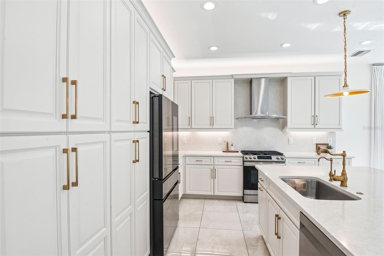 3469 GREAT BANYAN WAY, Wesley Chapel, FL 33543
