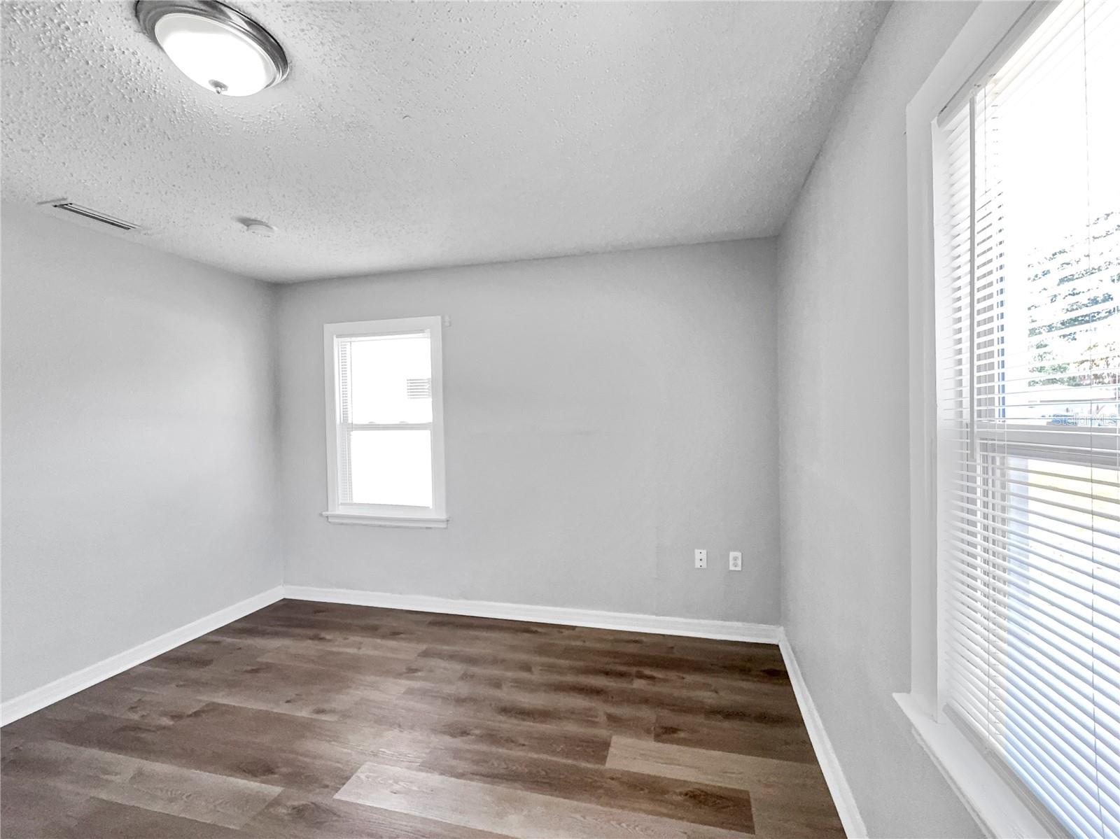 3110 W HARTNETT AVENUE, Tampa, FL 33611