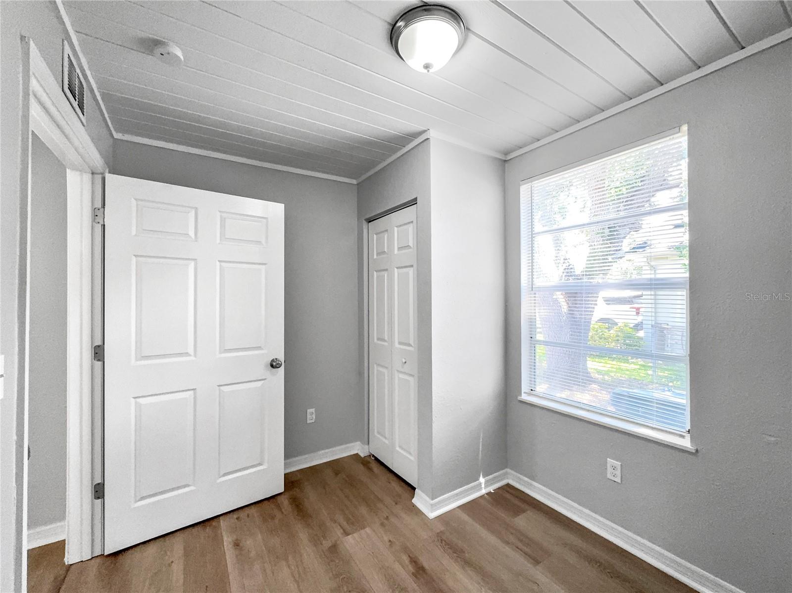 3110 W HARTNETT AVENUE, Tampa, FL 33611