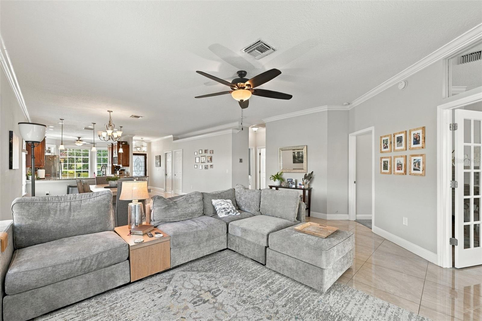 1194 DARTFORD DRIVE, Tarpon Springs, FL 34688