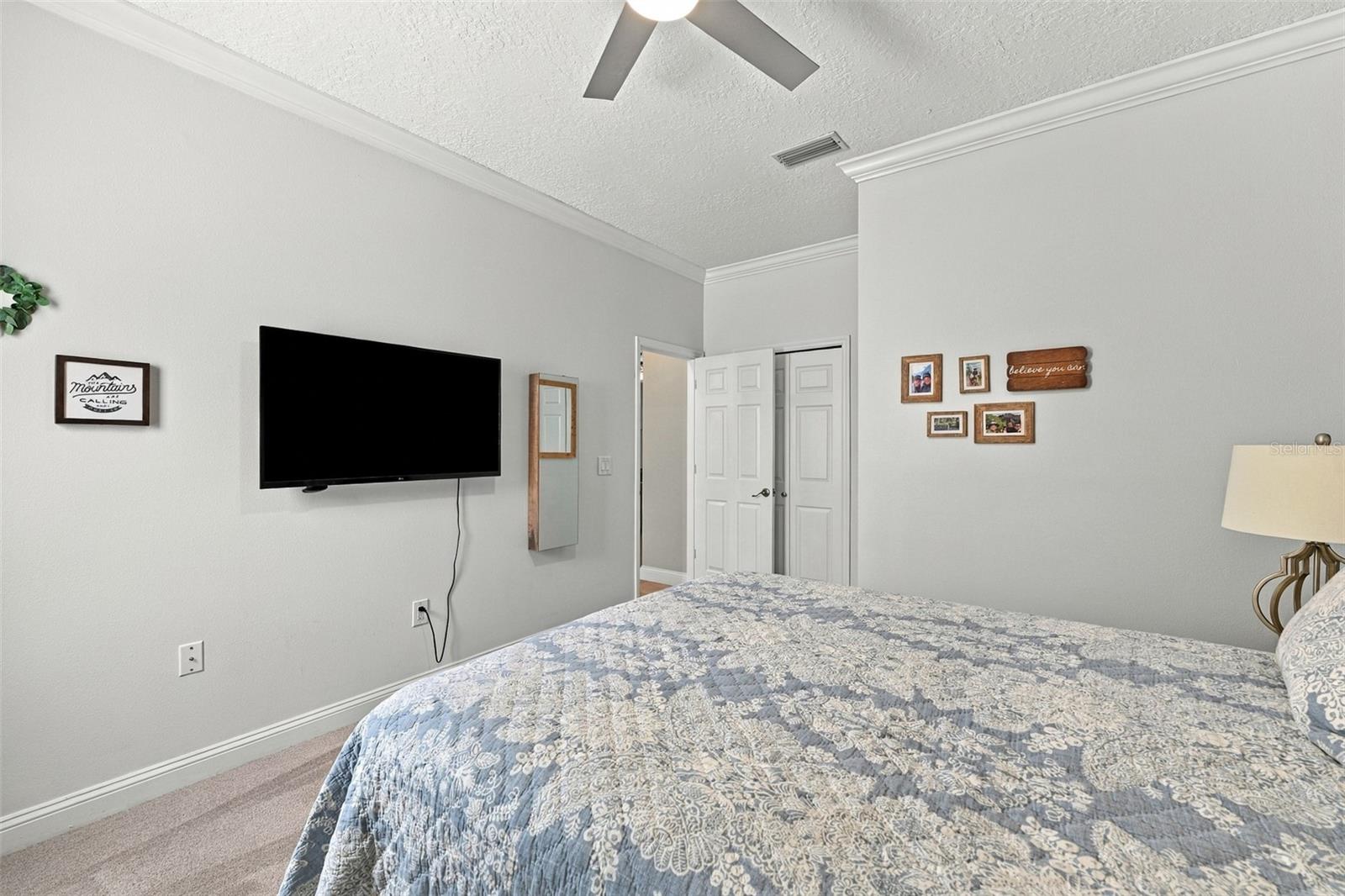 1194 DARTFORD DRIVE, Tarpon Springs, FL 34688