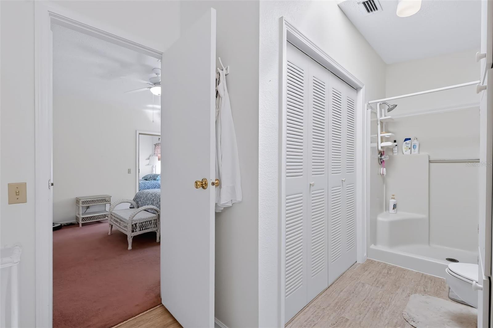 En Suite Bathroom