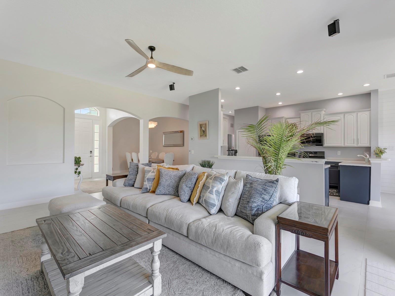 6504 CARRINGTON SKY DRIVE, Apollo Beach, FL 33572
