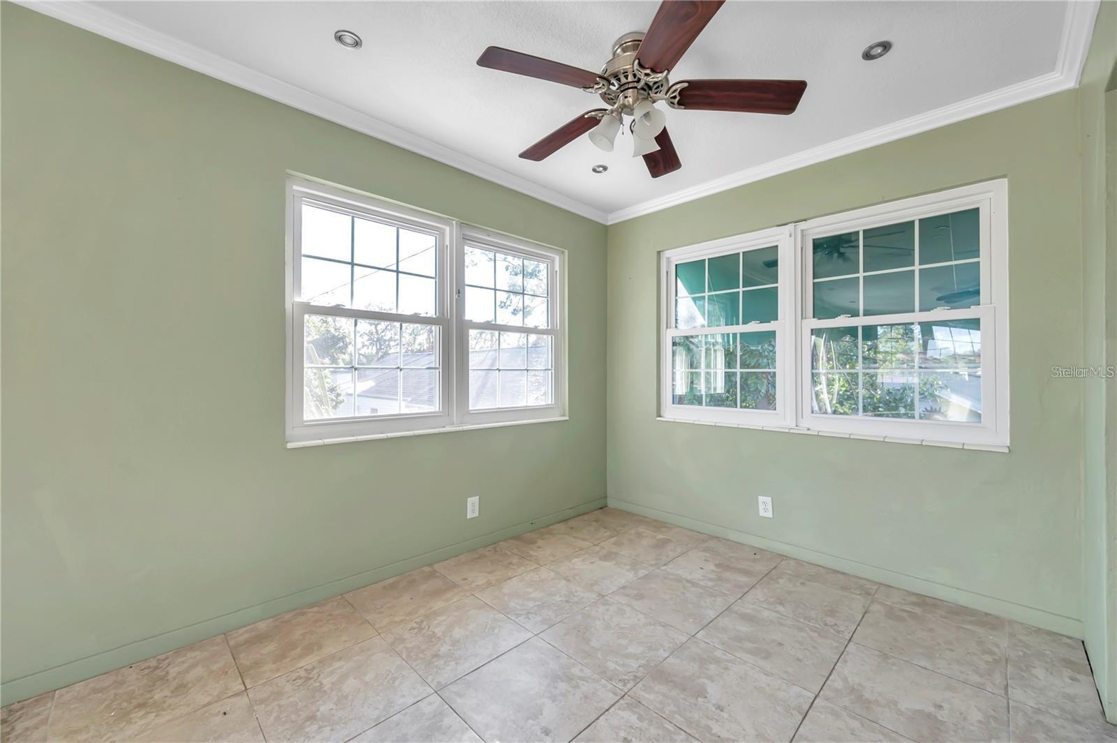 5115 28TH AVENUE S, Gulfport, FL 33707