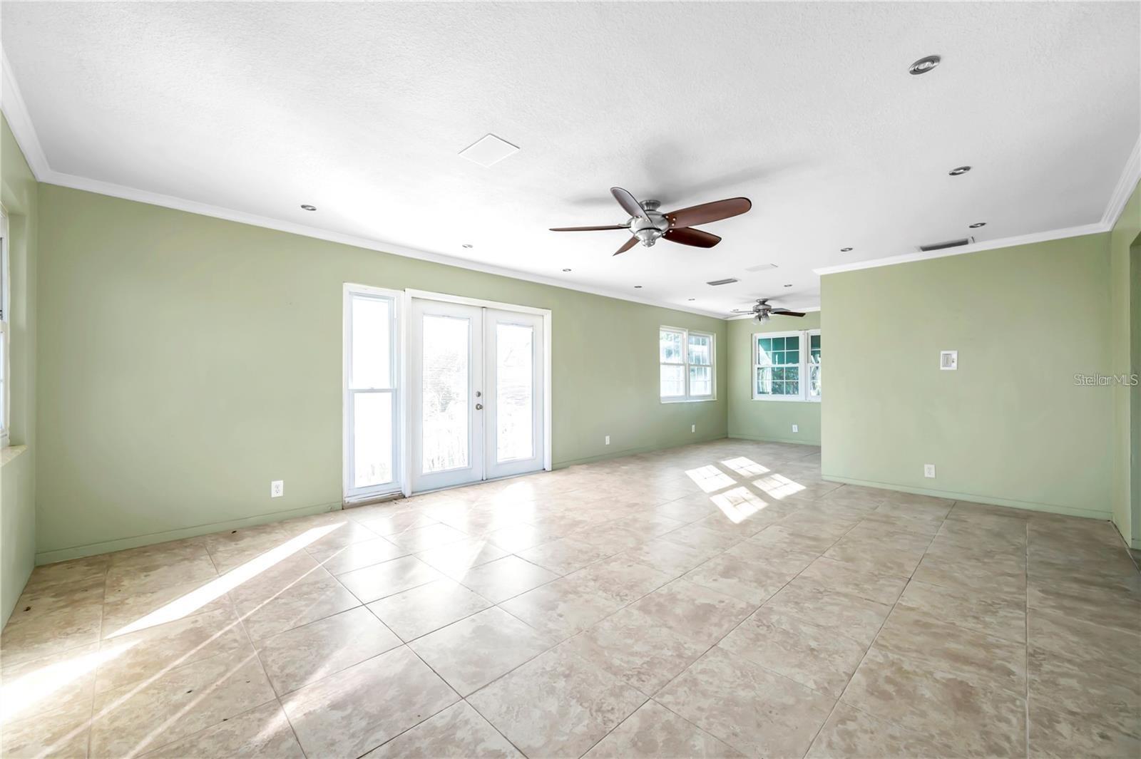 5115 28TH AVENUE S, Gulfport, FL 33707