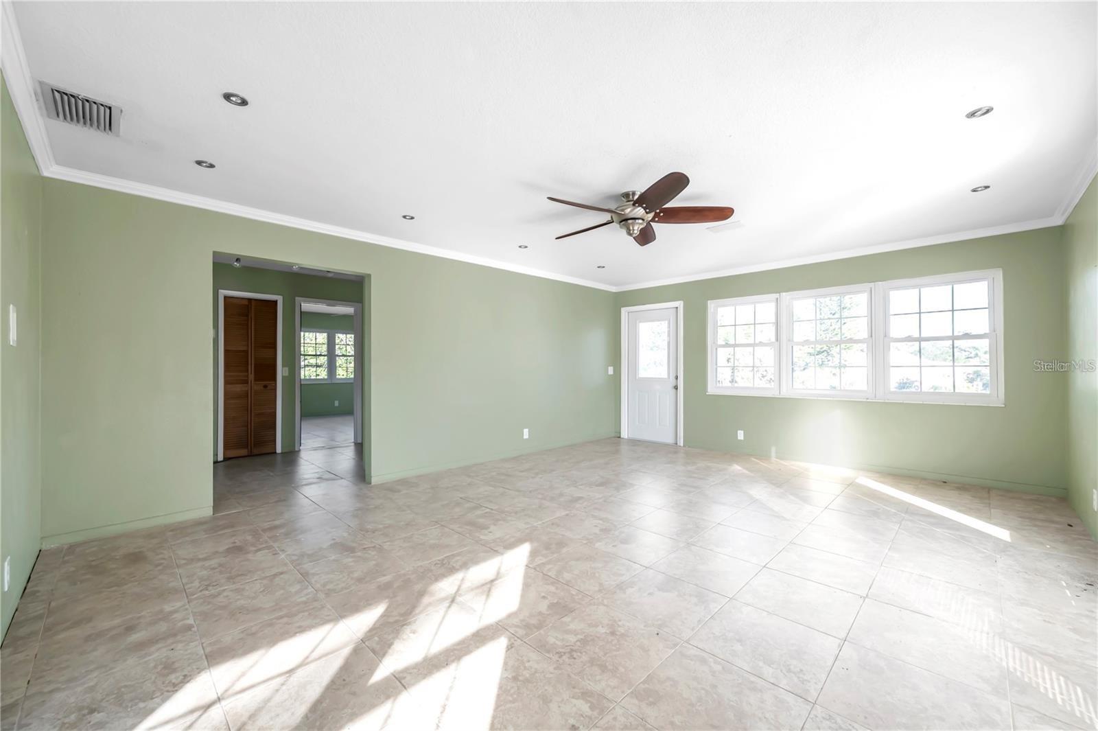 5115 28TH AVENUE S, Gulfport, FL 33707
