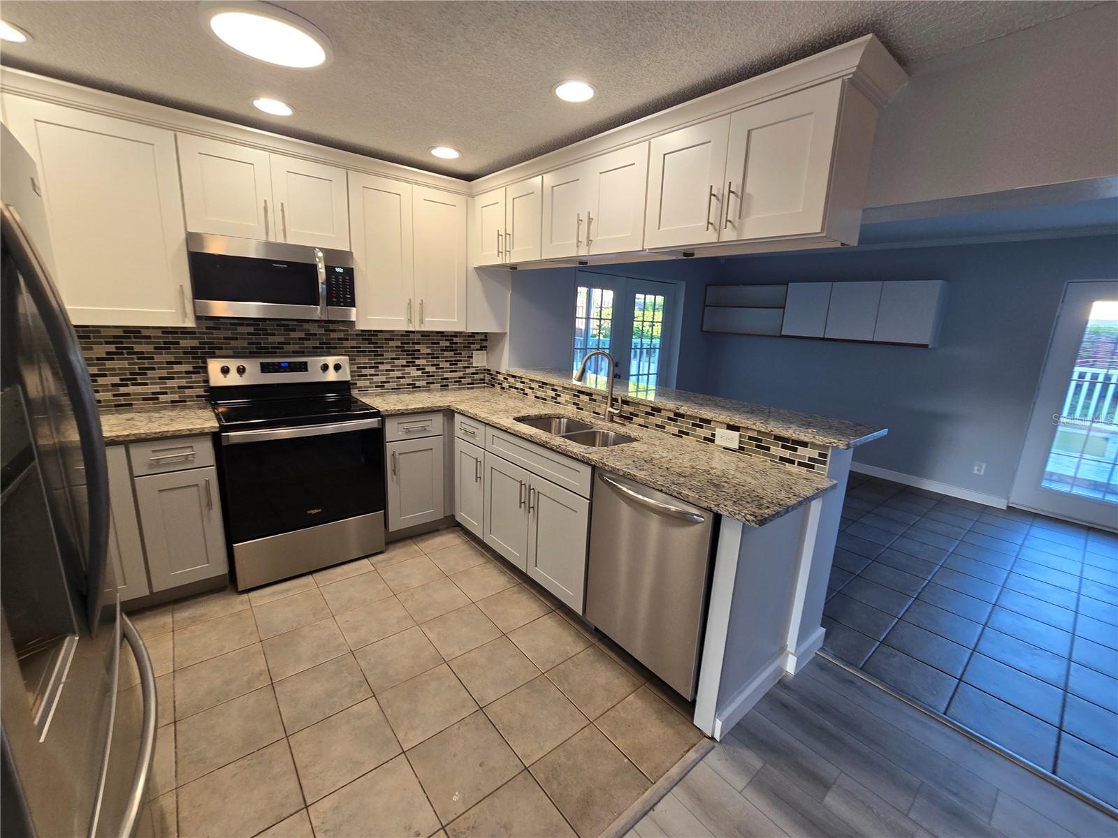 1007 VINEYARD COURT, Dunedin, FL 34698