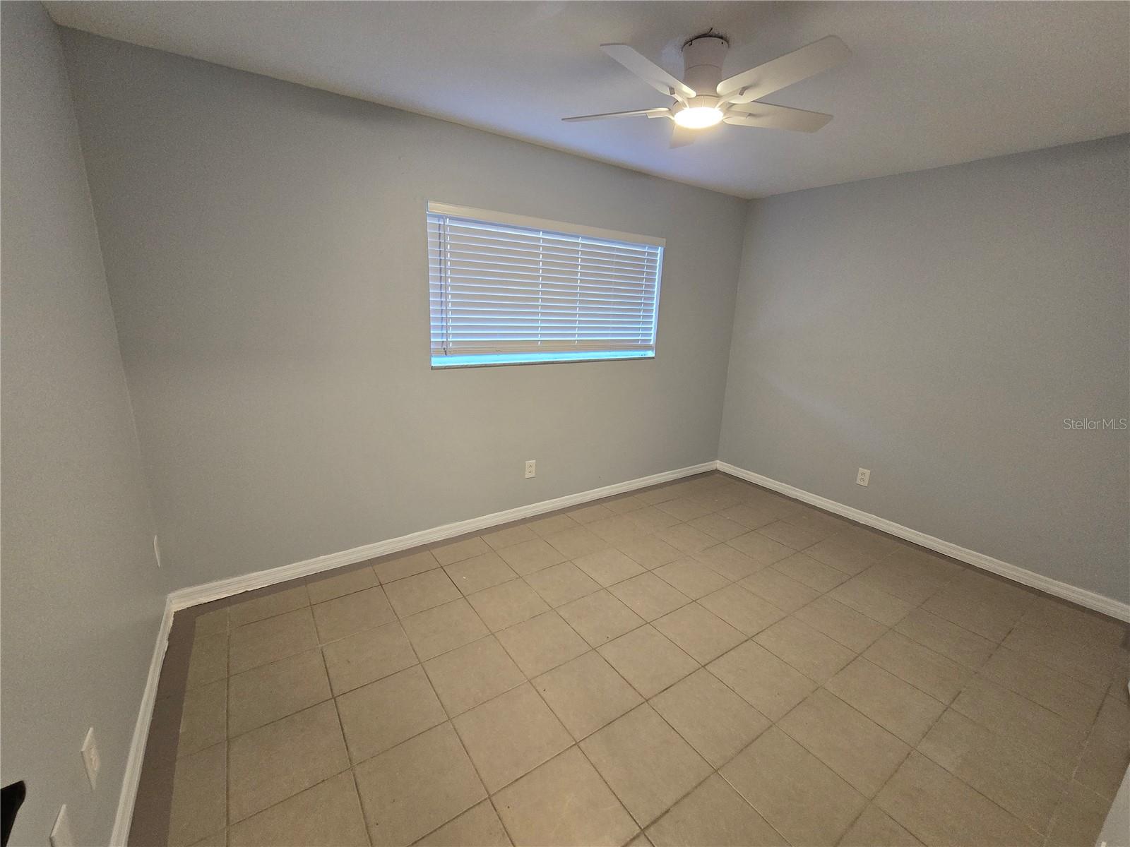1007 VINEYARD COURT, Dunedin, FL 34698