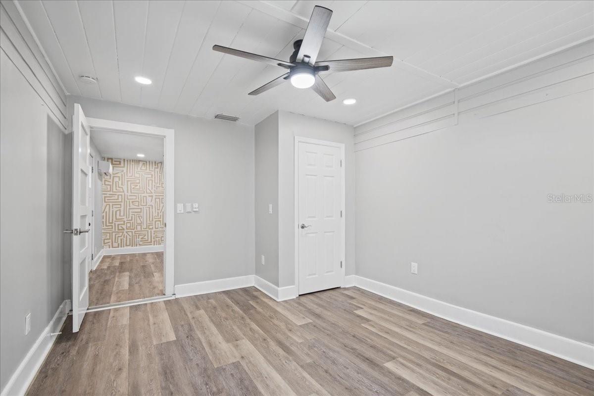 257 14TH STREET NW, Largo, FL 33770