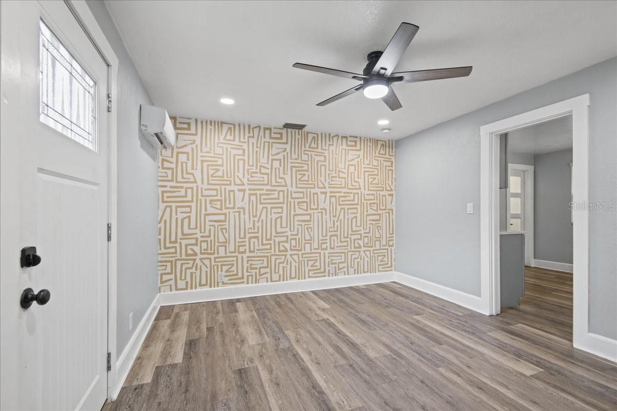 257 14TH STREET NW, Largo, FL 33770
