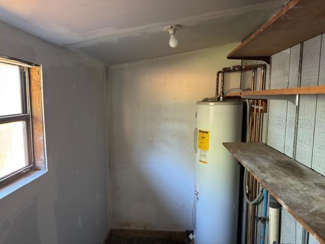 4825 VICTORIA AVENUE, Sarasota, FL 34233