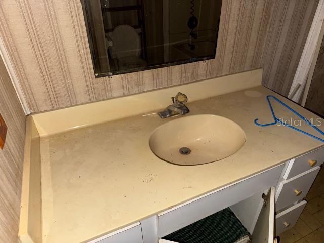 4825 VICTORIA AVENUE, Sarasota, FL 34233