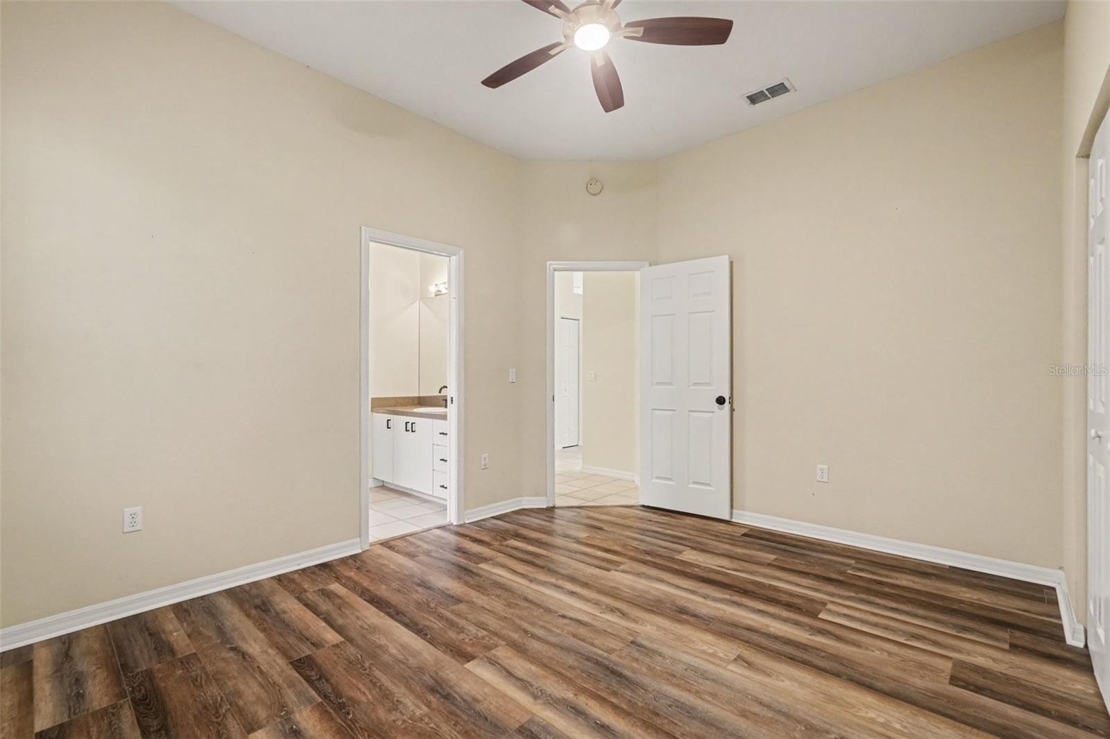 12339 ROSELAND DRIVE, New Port Richey, FL 34654